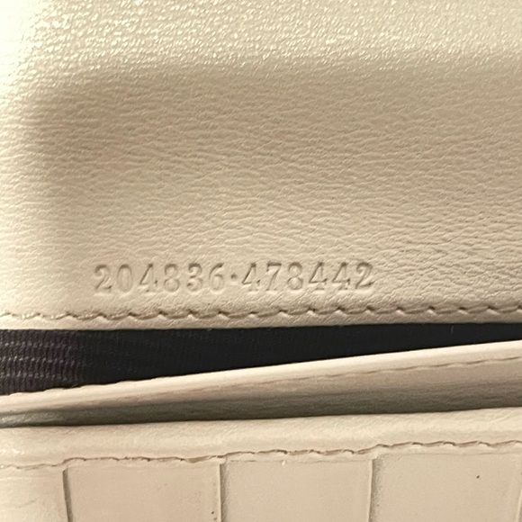 ❌❌❌SOLD❌❌GUCCI GUCCISIMA LONG WALLET - Picture 7 of 10
